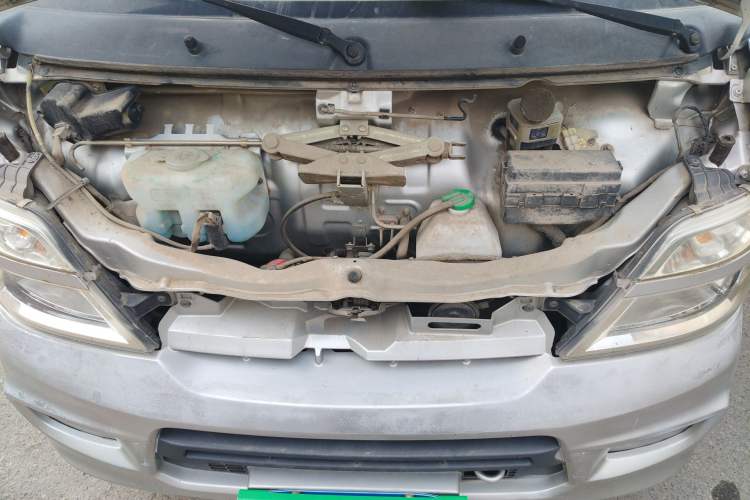 Used CHANGAN KAICHENG Star 3 2015 1.0L Value Edition Non-Air-Conditioned C10 Engine Bay