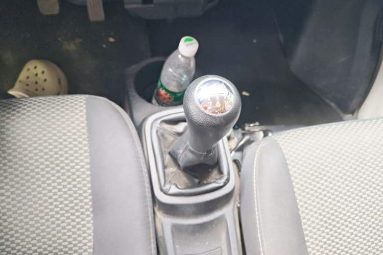 Used CHANGAN KAICHENG Star 3 2015 1.2L Base Model Air-Conditioned EA12V Gear Lever