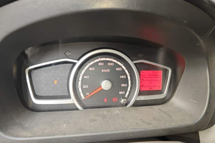 Used CHANGAN KAICHENG Star 3 2015 1.2L Base Model Non-Air-Conditioned EA12V Instrument Cluster
