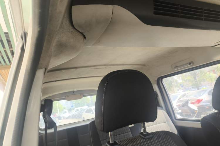 Used CHANGAN KAICHENG Star 3 2015 1.0L Value Edition Non-Air-Conditioned C10 Interior 7
