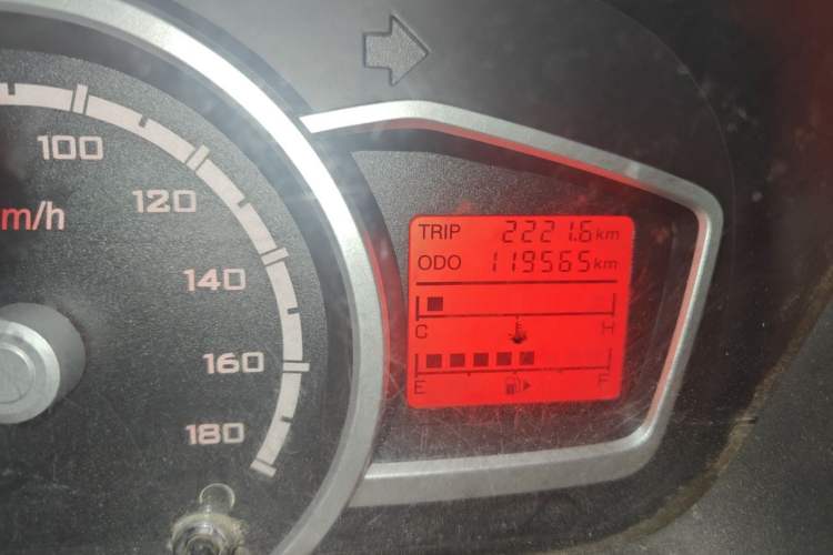 Used CHANGAN KAICHENG Star 3 2015 1.0L Base Model Non-Air-Conditioned C10 Odometer Close Up