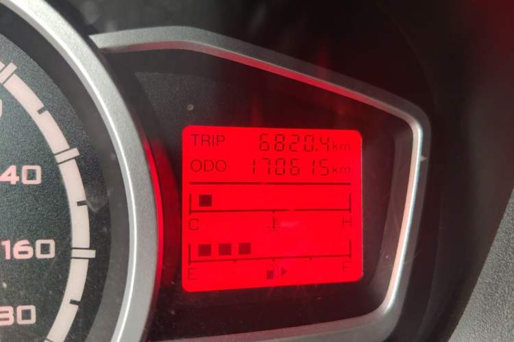 Used CHANGAN KAICHENG Star 3 2015 1.2L Base Model Non-Air-Conditioned EA12V Odometer Close Up