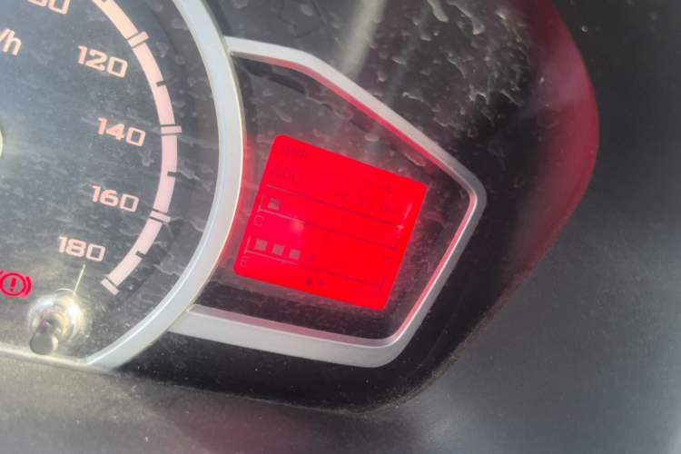 Used CHANGAN KAICHENG Star 3 2015 1.0L Value Edition Non-Air-Conditioned C10 Odometer Close Up