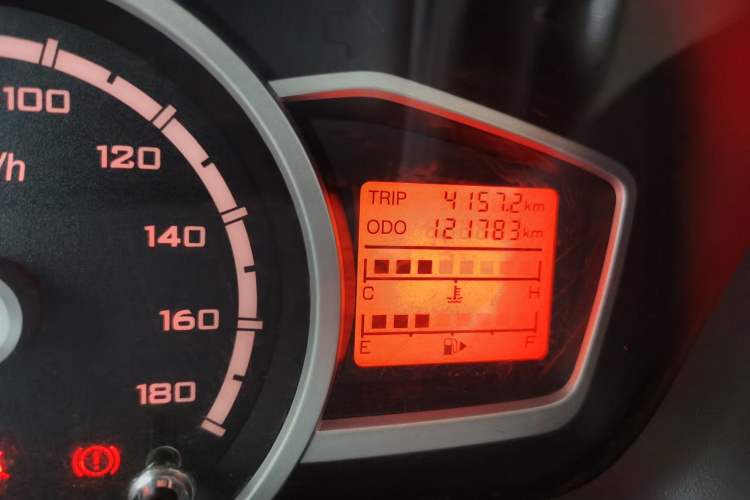 Used CHANGAN KAICHENG Star 3 2015 1.0L Base Version with Air Conditioning C10 Odometer Close Up