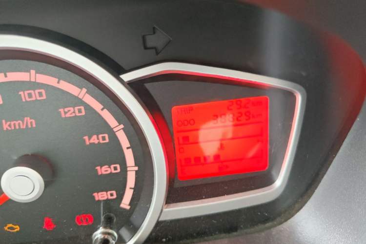Used CHANGAN KAICHENG Star 3 2015 1.2L Base Model Air-Conditioned EA12V Odometer Close Up