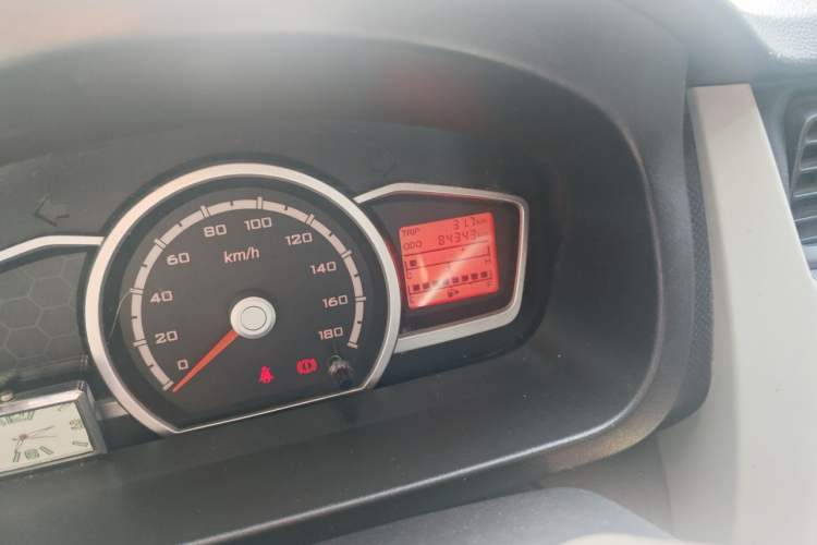 Used CHANGAN KAICHENG Star 3 2015 1.0L Single-Steaming Basic Version C10 Odometer Close Up