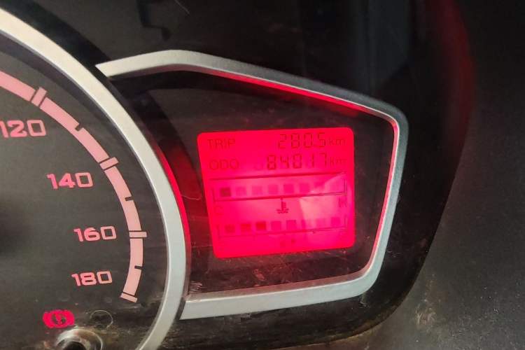 Used CHANGAN KAICHENG Star 3 2015 1.2L Base Model Air-Conditioned EA12V Odometer Close Up