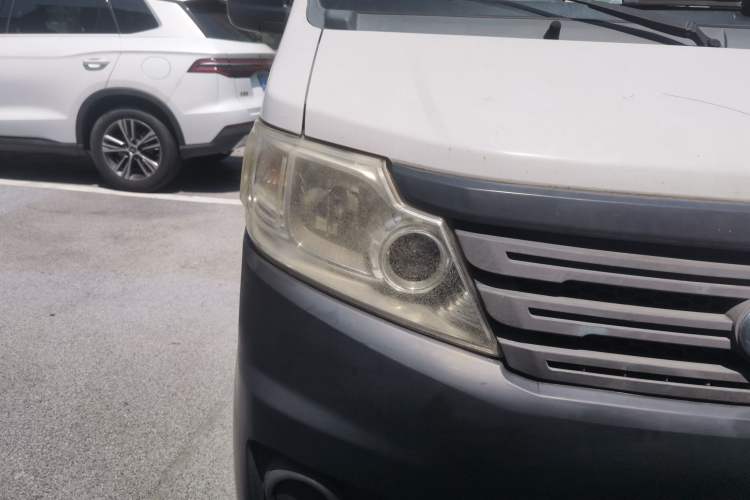 Used CHANGAN KAICHENG Star 3 2015 1.2L Base Model Non-Air-Conditioned EA12V Right Front Headlight