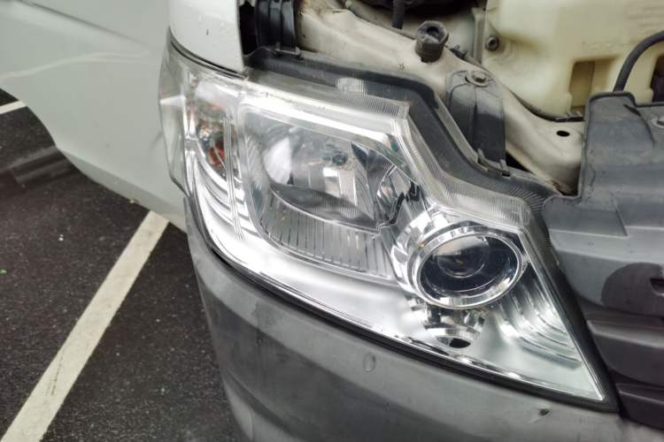Used CHANGAN KAICHENG Star 3 2015 1.0L Base Version with Air Conditioning C10 Right Front Headlight
