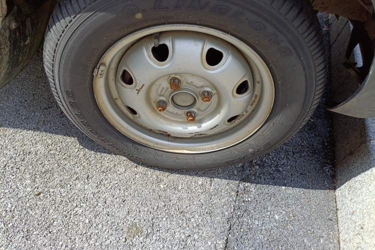 Used CHANGAN KAICHENG Star 3 2015 1.0L Value Edition Non-Air-Conditioned C10 Right Front Wheel Hub