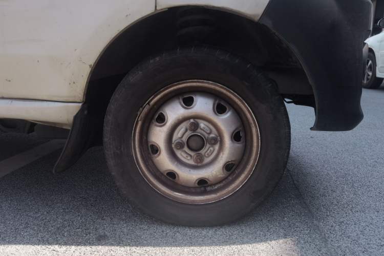 Used CHANGAN KAICHENG Star 3 2015 1.2L Base Model Non-Air-Conditioned EA12V Right Front Wheel Hub