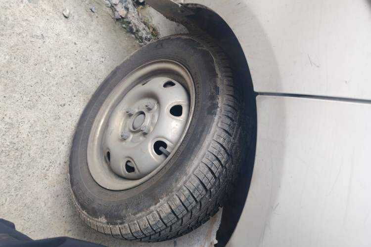Used CHANGAN KAICHENG Star 3 2015 1.0L Value Edition Non-Air-Conditioned C10 Right Front Wheel Hub