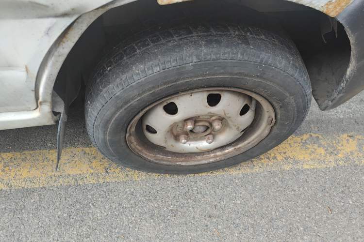Used CHANGAN KAICHENG Star 3 2015 1.0L Value Edition Non-Air-Conditioned C10 Right Front Wheel Hub
