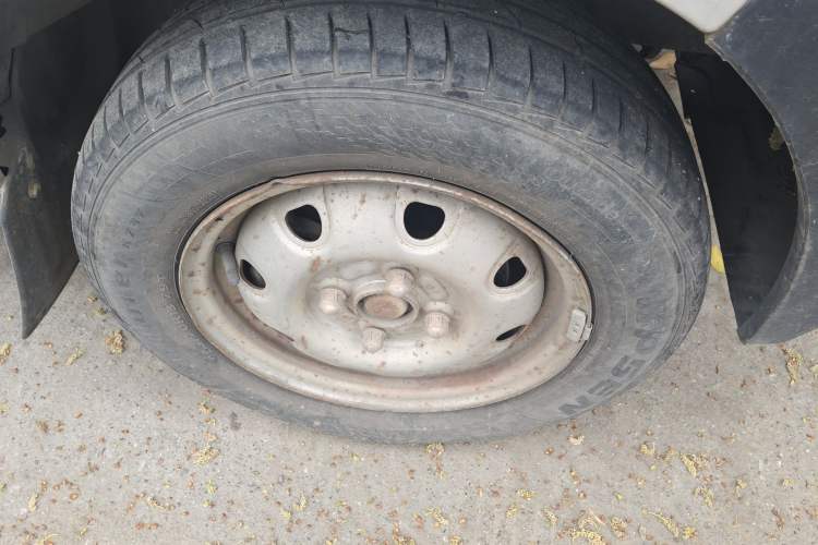 Used CHANGAN KAICHENG Star 3 2015 1.0L Value Edition Non-Air-Conditioned C10 Right Front Wheel Hub