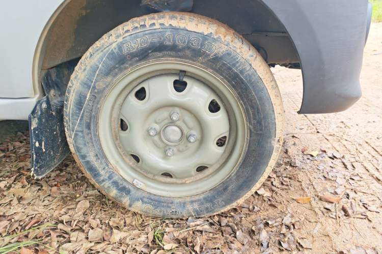 Used CHANGAN KAICHENG Star 3 2015 1.2L Base Model Air-Conditioned EA12V Right Front Wheel Hub