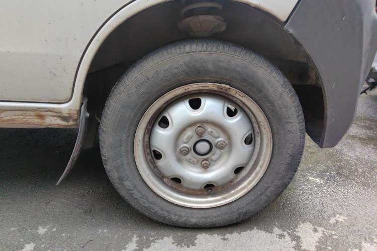 Used CHANGAN KAICHENG Star 3 2015 1.0L Value Edition Non-Air-Conditioned C10 Right Front Wheel Hub