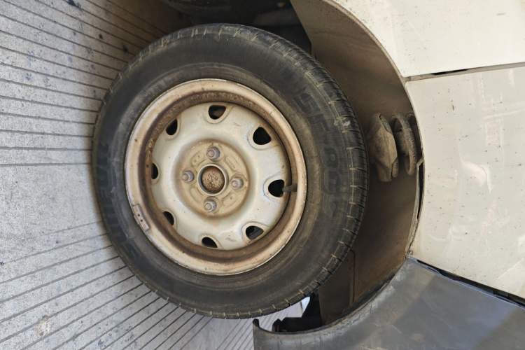 Used CHANGAN KAICHENG Star 3 2015 1.2L Base Model Air-Conditioned EA12V Right Front Wheel Hub