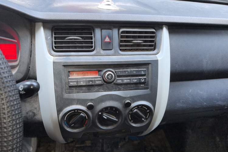 Used CHANGAN KAICHENG Star 3 2015 1.0L Base Model Non-Air-Conditioned C10 Audio And AC Panel