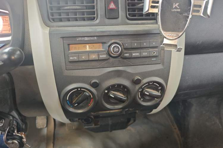 Used CHANGAN KAICHENG Star 3 2015 1.0L Value Edition Non-Air-Conditioned C10 Audio And AC Panel