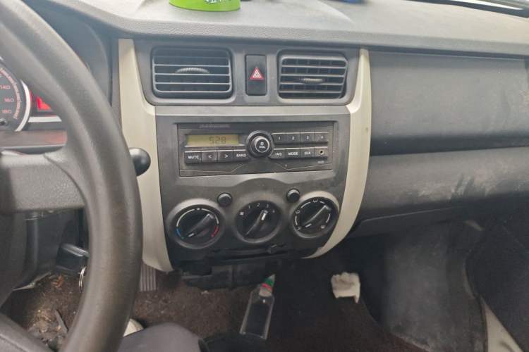 Used CHANGAN KAICHENG Star 3 2015 1.0L Single-Steaming Basic Version C10 Audio And AC Panel