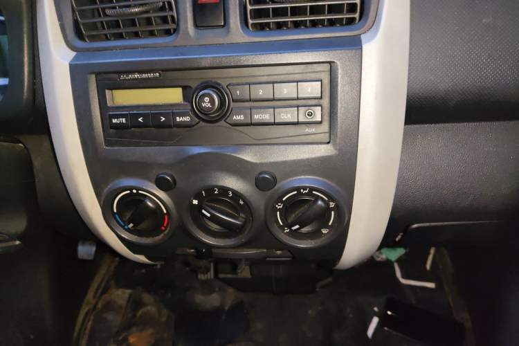 Used CHANGAN KAICHENG Star 3 2015 1.2L Base Model Non-Air-Conditioned EA12V Audio And AC Panel