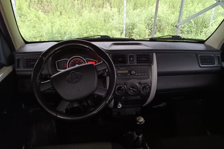 Used CHANGAN KAICHENG Star 3 2015 1.2L Base Model Air-Conditioned EA12V Center Console