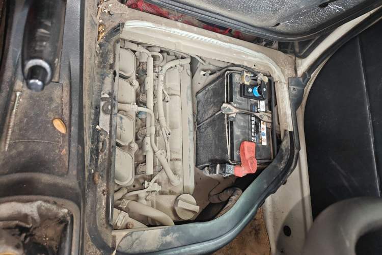 Used CHANGAN KAICHENG Star 3 2015 1.2L Base Model Non-Air-Conditioned EA12V Engine Bay Left