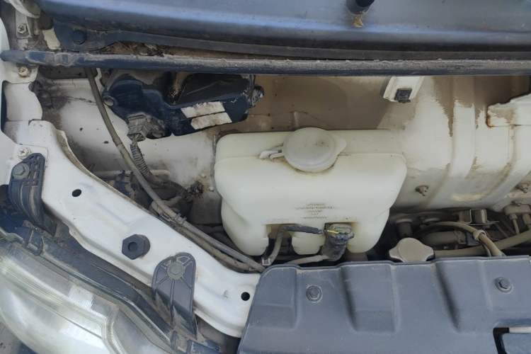 Used CHANGAN KAICHENG Star 3 2015 1.2L Base Model Non-Air-Conditioned EA12V Engine Bay Right