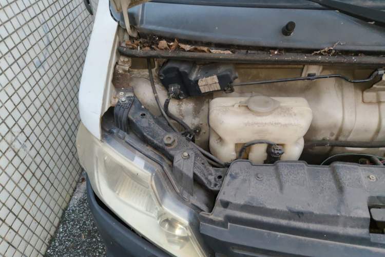 Used CHANGAN KAICHENG Star 3 2015 1.2L Base Model Non-Air-Conditioned EA12V Engine Bay Right