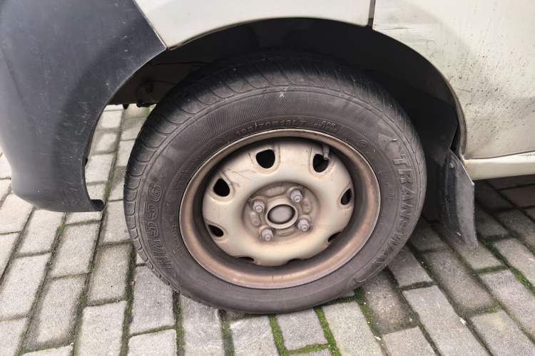 Used CHANGAN KAICHENG Star 3 2015 1.0L Value Edition Non-Air-Conditioned C10 Left Front Wheel Hub