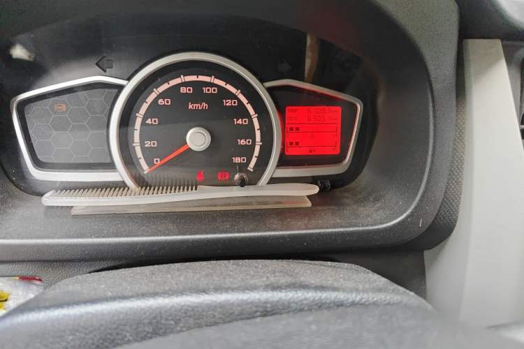 Used CHANGAN KAICHENG Star 3 2015 1.2L Base Model Air-Conditioned EA12V Odometer Close Up