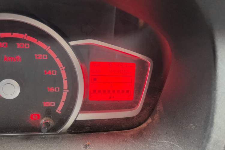 Used CHANGAN KAICHENG Star 3 2015 1.0L Base Model Non-Air-Conditioned C10 Odometer Close Up