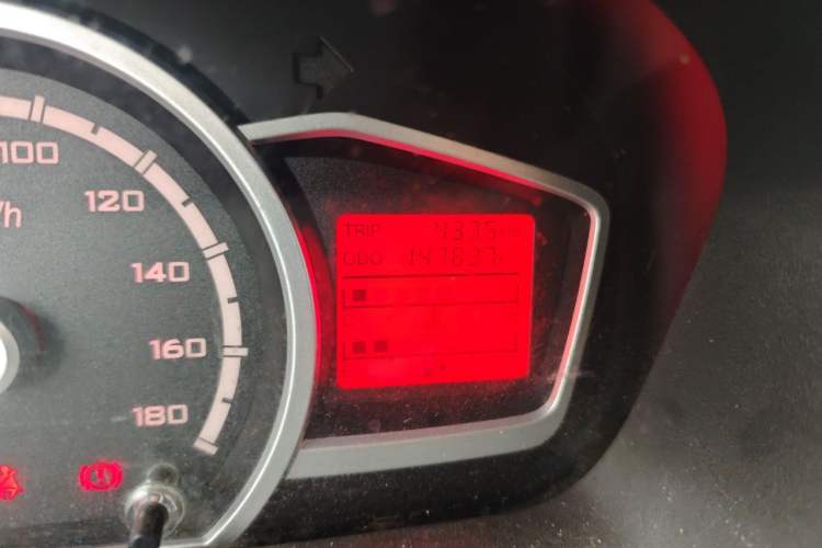 Used CHANGAN KAICHENG Star 3 2015 1.0L Single-Steaming Basic Version C10 Odometer Close Up