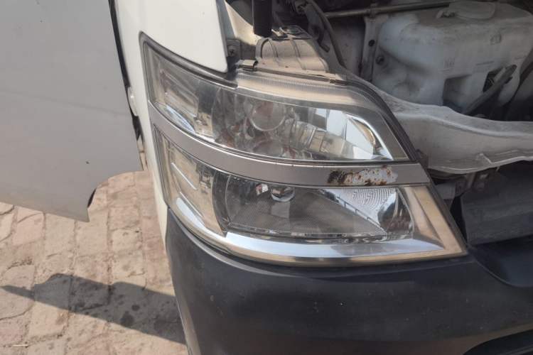 Used CHANGAN KAICHENG Star 3 2015 1.0L Value Edition Non-Air-Conditioned C10 Right Front Headlight