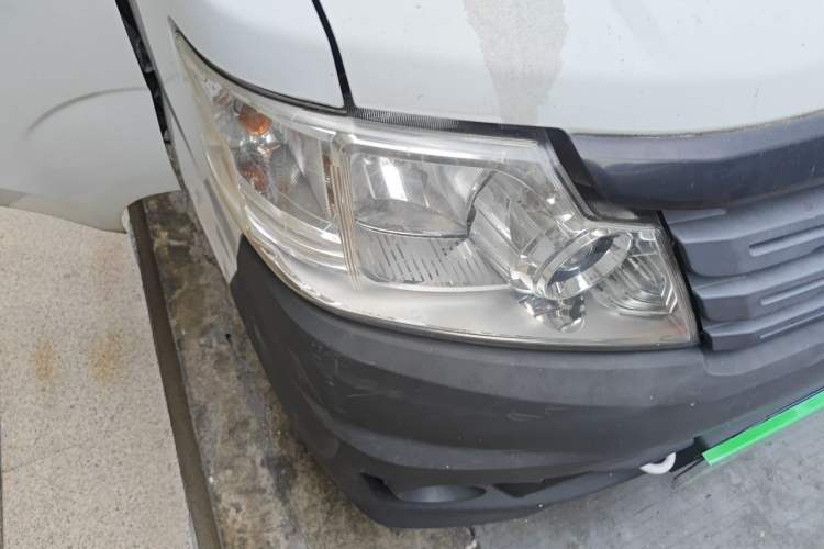 Used CHANGAN KAICHENG Star 3 2015 1.2L Base Model Air-Conditioned EA12V Right Front Headlight