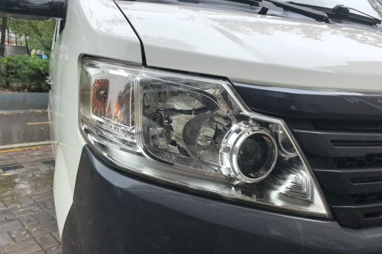 Used CHANGAN KAICHENG Star 3 2015 1.0L Base Model Non-Air-Conditioned C10 Right Front Headlight