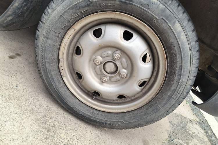 Used CHANGAN KAICHENG Star 3 2015 1.2L Base Model Non-Air-Conditioned EA12V Right Front Wheel Hub