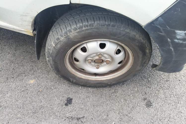 Used CHANGAN KAICHENG Star 3 2015 1.2L Base Model Non-Air-Conditioned EA12V Right Front Wheel Hub