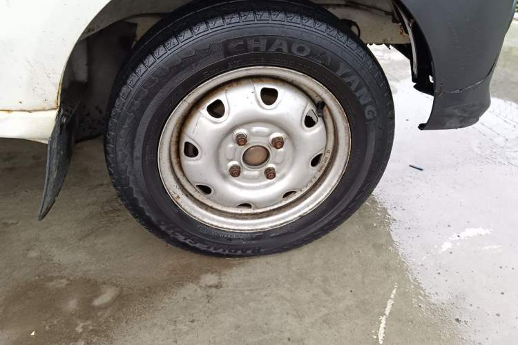 Used CHANGAN KAICHENG Star 3 2015 1.2L Base Model Air-Conditioned EA12V Right Front Wheel Hub