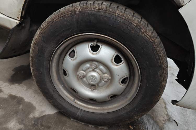 Used CHANGAN KAICHENG Star 3 2015 1.0L Base Model Non-Air-Conditioned C10 Right Front Wheel Hub