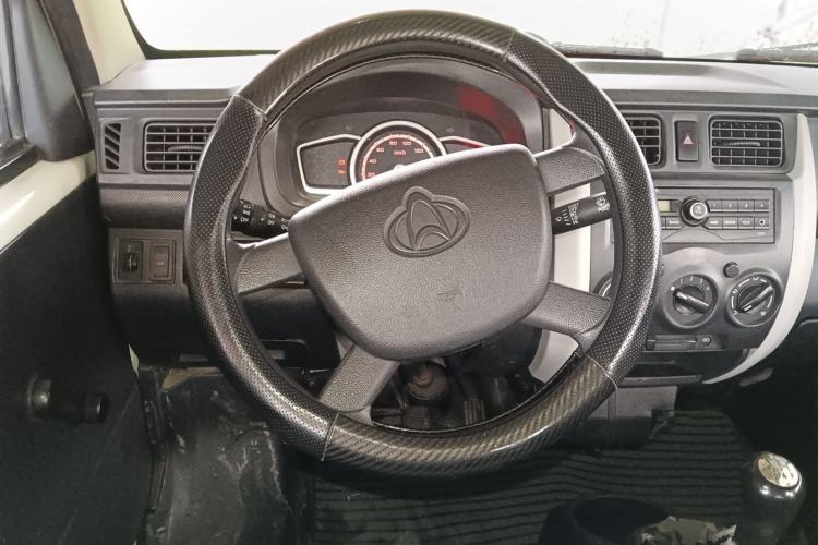 Used CHANGAN KAICHENG Star 3 2015 1.2L Base Model Air-Conditioned EA12V Steering Wheel
