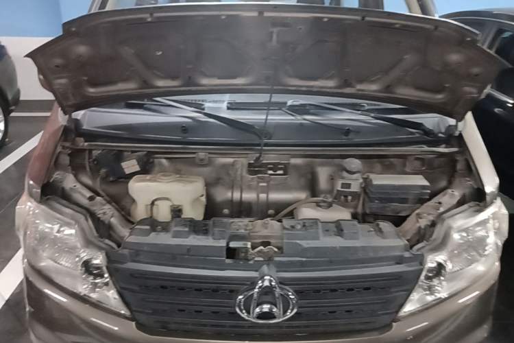 Used CHANGAN KAICHENG Star 3 2015 1.0L Value Edition Non-Air-Conditioned C10 Engine Bay