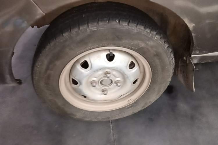Used CHANGAN KAICHENG Star 3 2015 1.0L Value Edition Non-Air-Conditioned C10 Left Front Wheel Hub