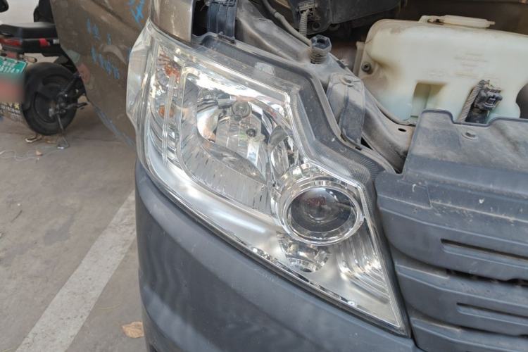 Used CHANGAN KAICHENG Star 3 2015 1.0L Value Edition Non-Air-Conditioned C10 Right Front Headlight