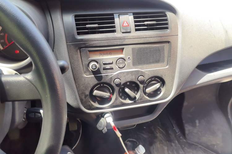 Used CHANGAN KAICHENG Star 5 2021 1.4L Standard Van China VI EA14MR Audio And AC Panel