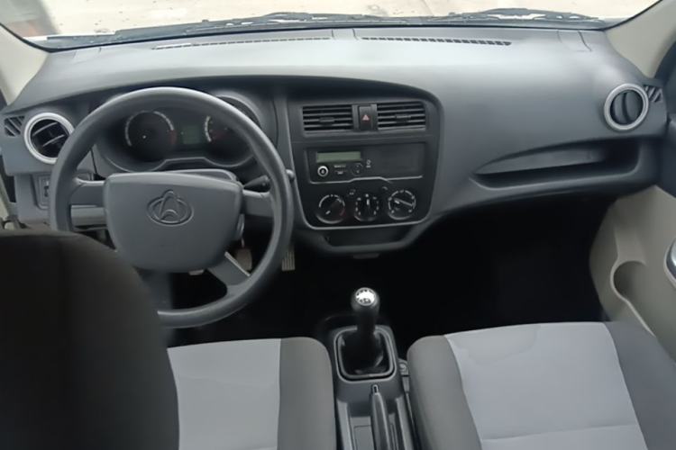 Used CHANGAN KAICHENG Star 5 2021 1.4L Standard-Model Bus China VI EA14MR Center Console