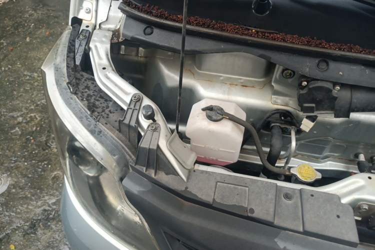 Used CHANGAN KAICHENG Star 5 2021 1.4L Standard Van China VI EA14MR Engine Bay Right