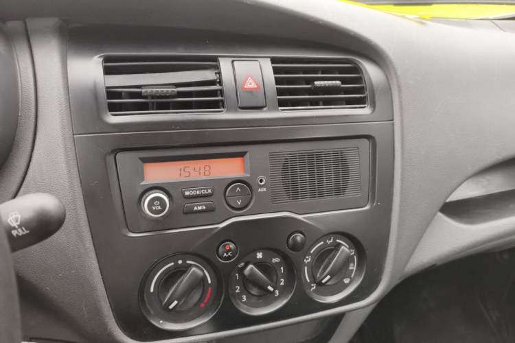 Used CHANGAN KAICHENG Star 5 2021 1.4L Base Model Passenger Vehicle China VI Standard EA14MR Audio And AC Panel
