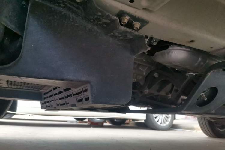 Used CHANGAN KAICHENG Star 5 2021 1.4L Base Van China VI EA14MR Chassis Front Left