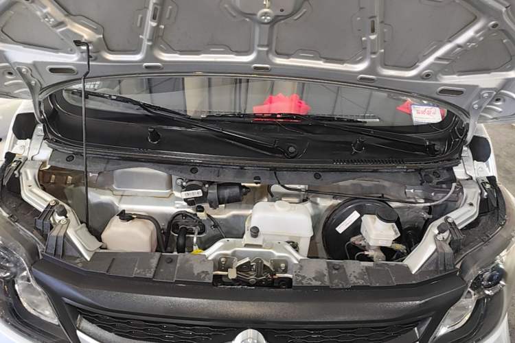 Used CHANGAN KAICHENG Star 5 2022 1.4L Classic Edition Passenger Vehicle JL473Q3 Engine Bay